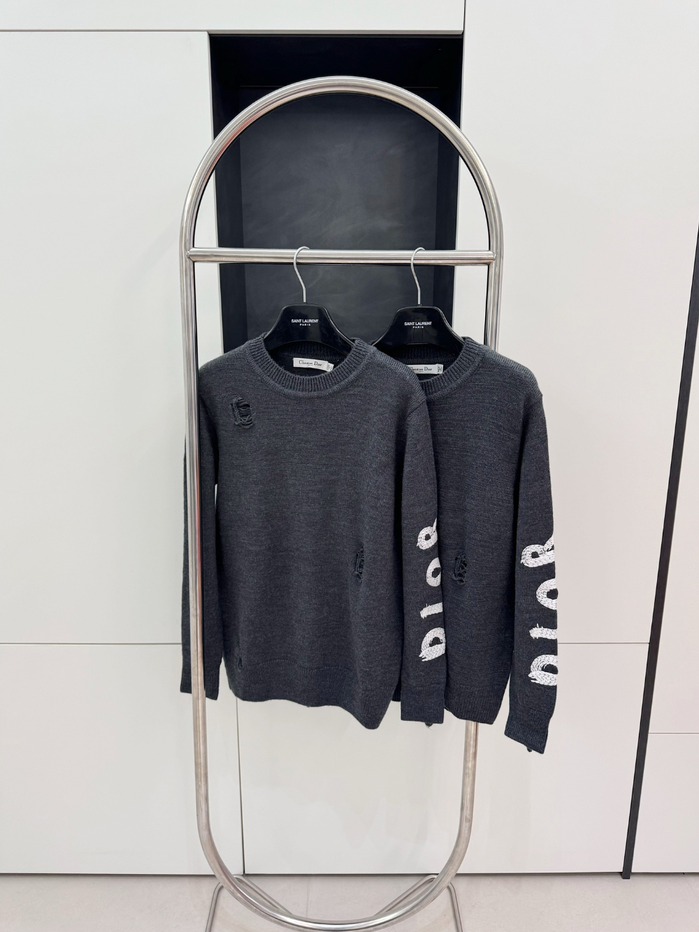 vg-디올-레플리카-울-워크샵-스웨터-매장-130만원대-명품 레플리카 미러 SA급
